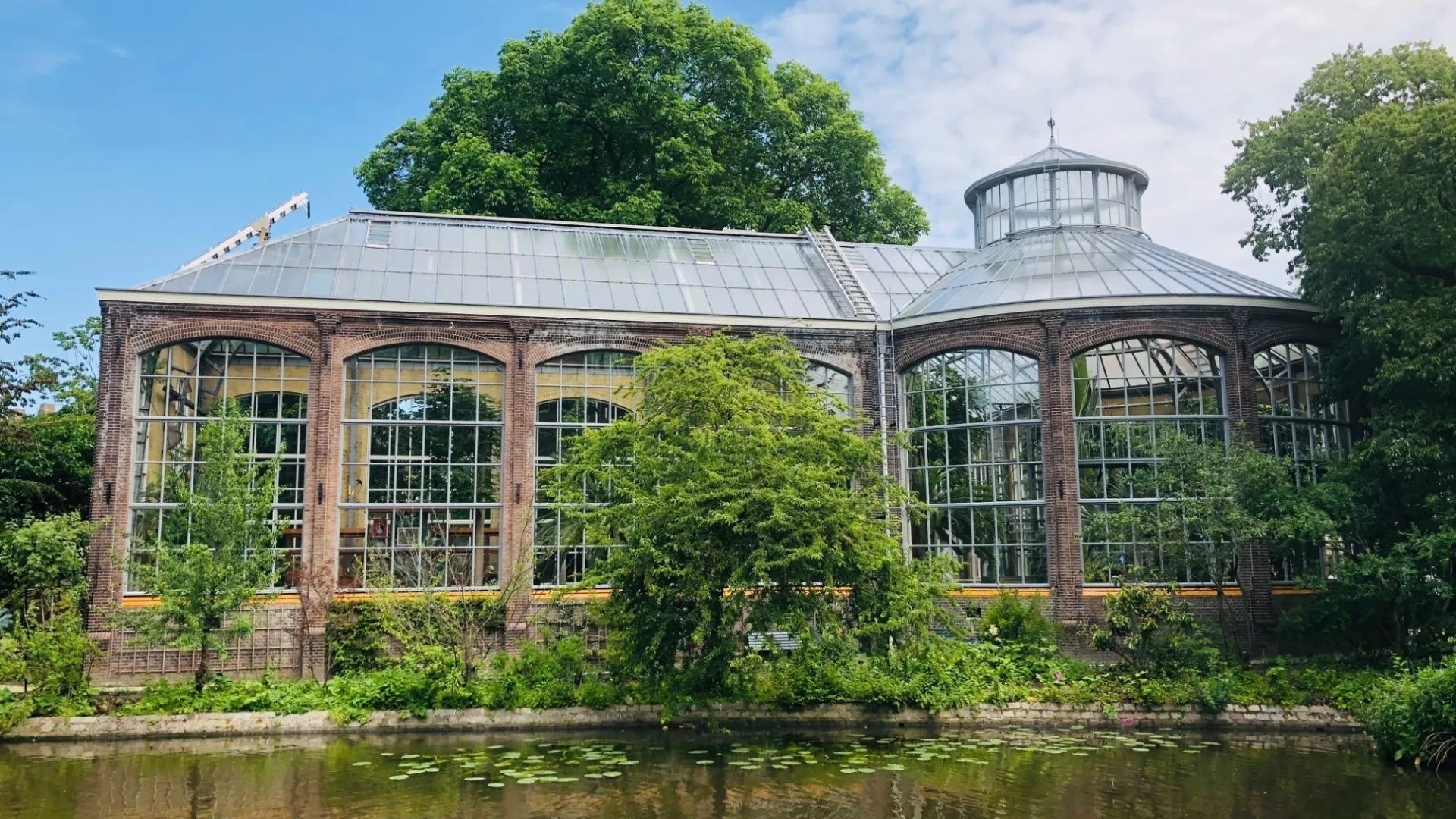 Booking Experience: A date in Amsterdam